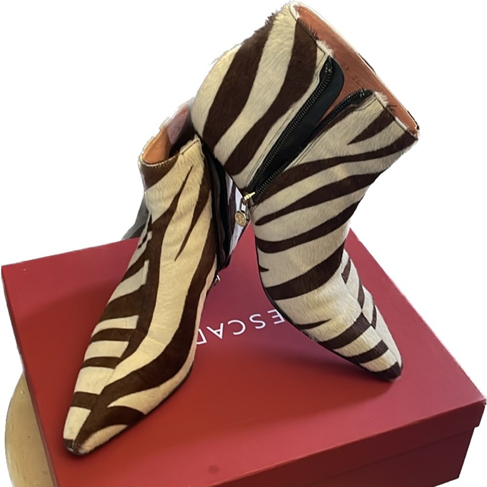 Escada Ankle Boots